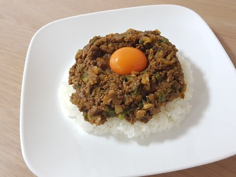 離乳食と一緒に作る、大人のドライカレー